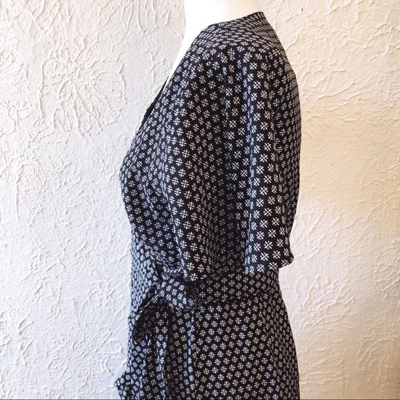 Banana Republic Black Ruffle Hem Print Wrap Dress - Picture 9 of 16